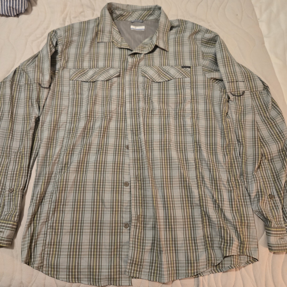 Columbia Men's Omni-Shade Button Down Shirt - Green Plaid